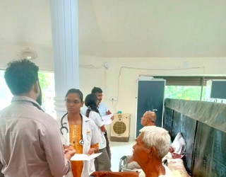 Swaminiwas Old Age Home (Vridhashram) Camp